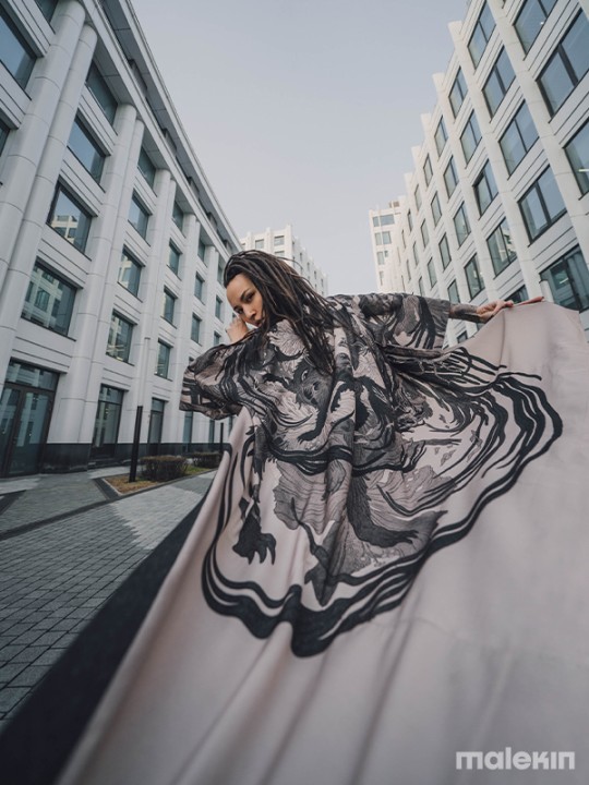 OKAMI MONO LONG KIMONO