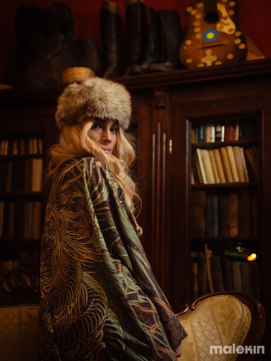 KUSEN LIGHT EXTRA LONG KIMONO