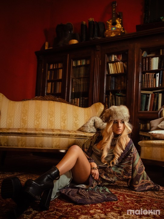 KUSEN LIGHT EXTRA LONG KIMONO