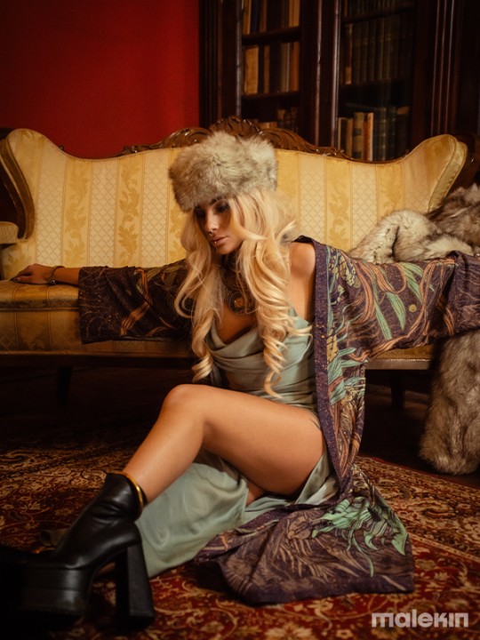 KUSEN LIGHT EXTRA LONG KIMONO