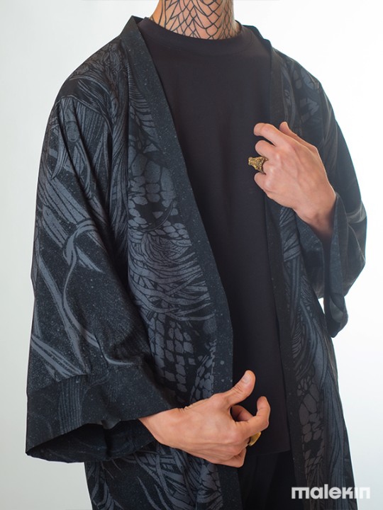 KUSEN BLACK EXTRA LONG KIMONO