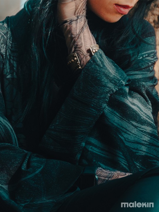 KUSEN BLACK EXTRA LONG KIMONO